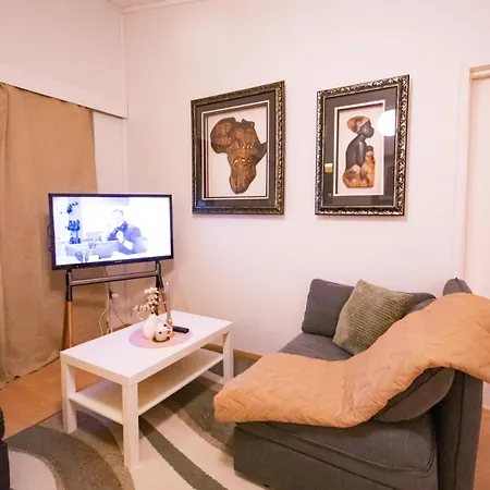 Peaceful Stay - Near Kaari Mall, 5 Min To Train Helsinki Exterior photo